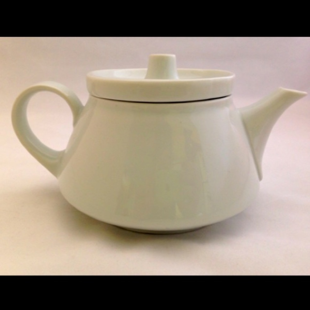 Bareuther Waldsassen Bavaria Germany #134 China Ceramic Tea Pot